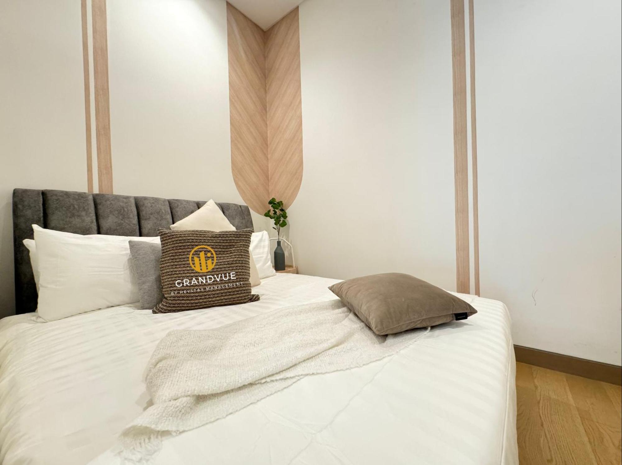 Lucentia Bukitbintang Klccview Infinitypool By Heystay Management — Photos 1